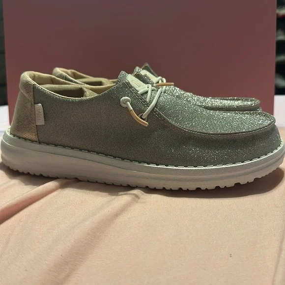 Sparkly Hey Dudes - Picture 2 of 5